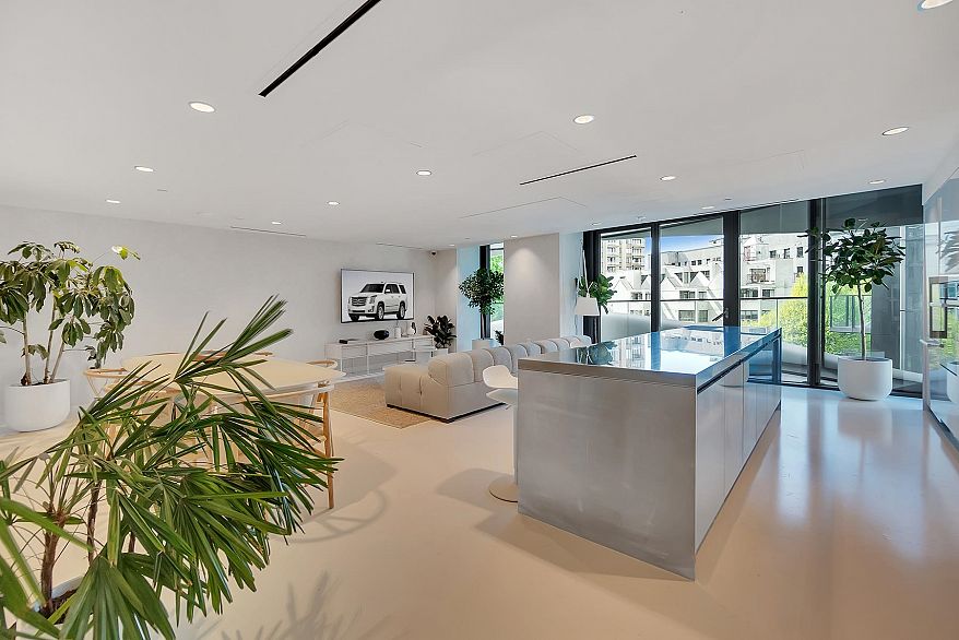 2008 1033 Nelson Street