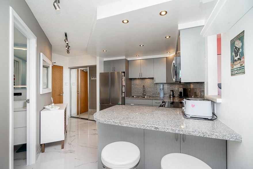 1402 1625 Hornby Street