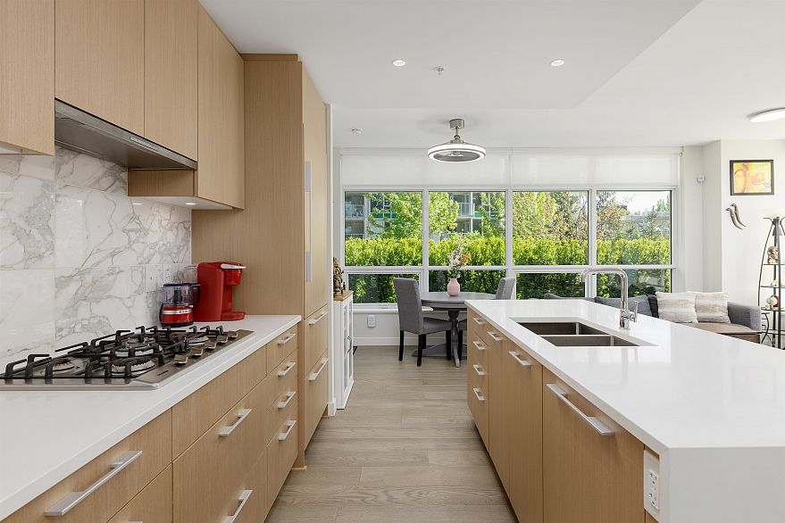 107 5608 Berton Avenue