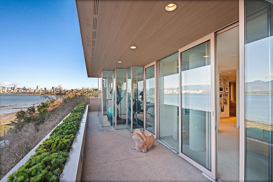 3513 Point Grey Road