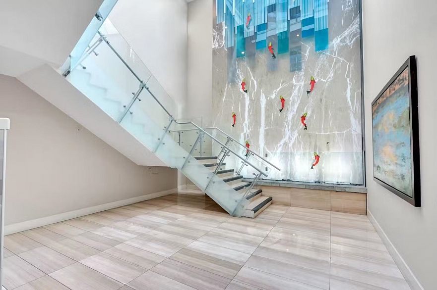 709 77 Walter Hardwick Avenue