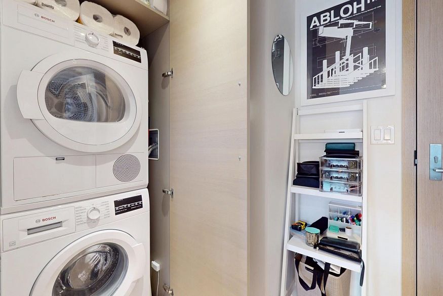 3007 1289 Hornby Street