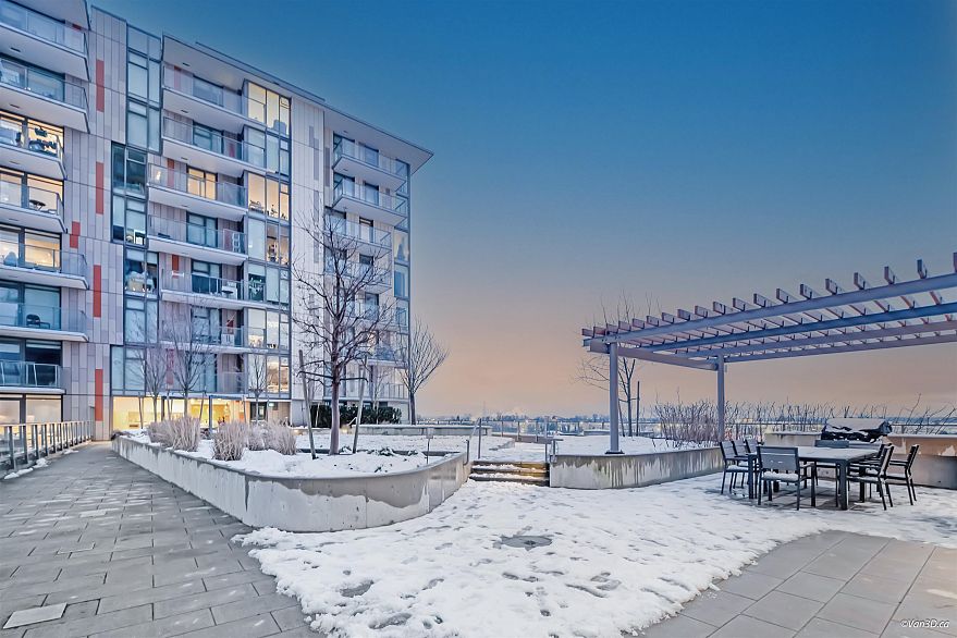 1108 8181 Chester Street