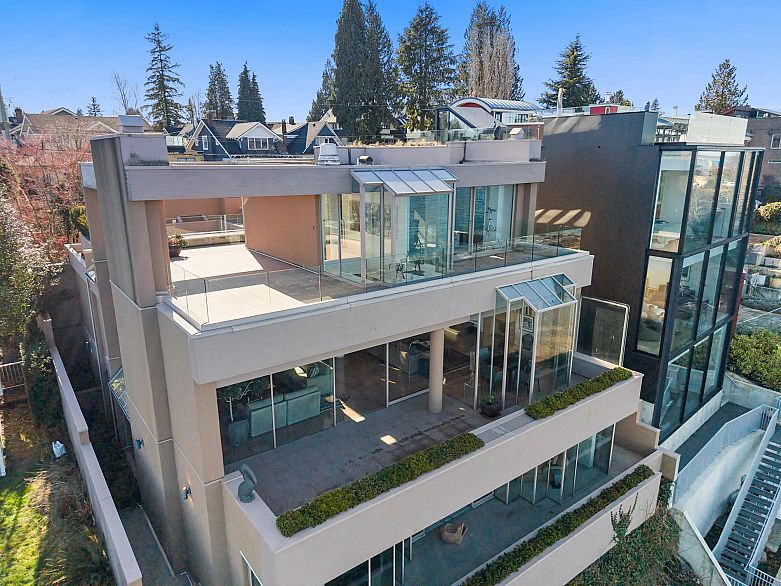 3513 Point Grey Road