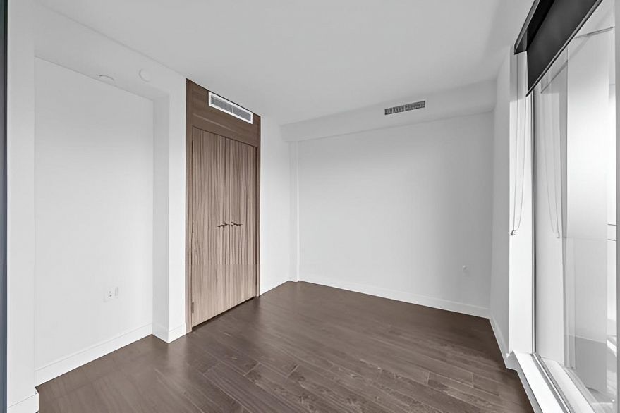 1302 1768 Cook Street