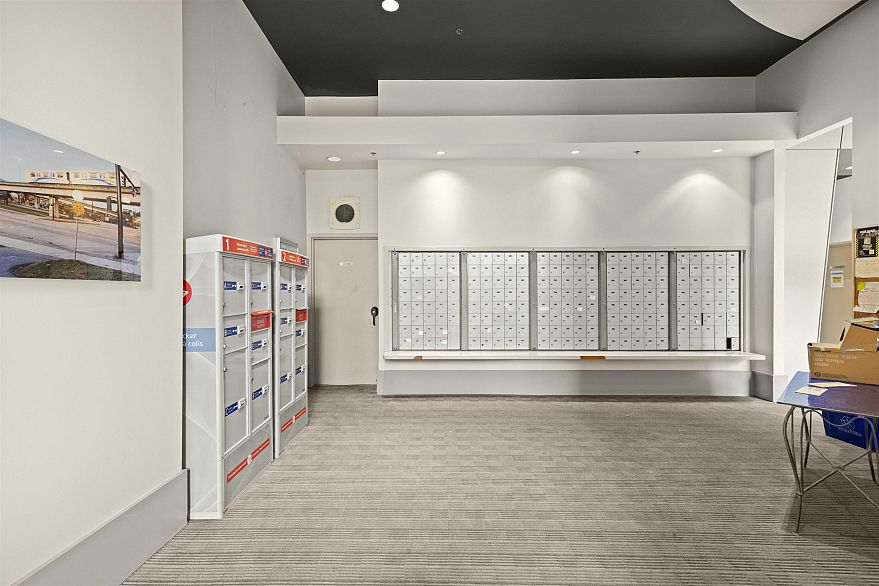 2501 63 Keefer Place