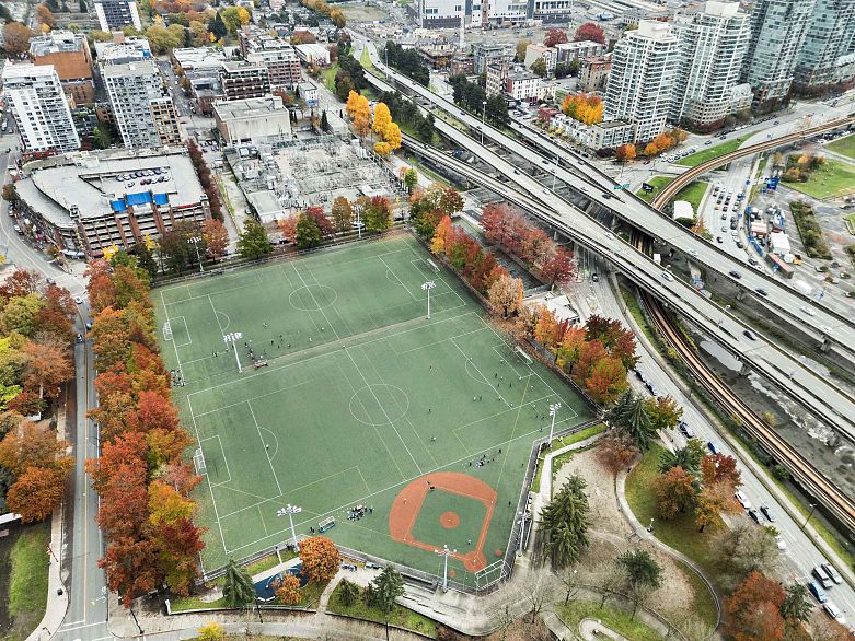 2501 63 Keefer Place