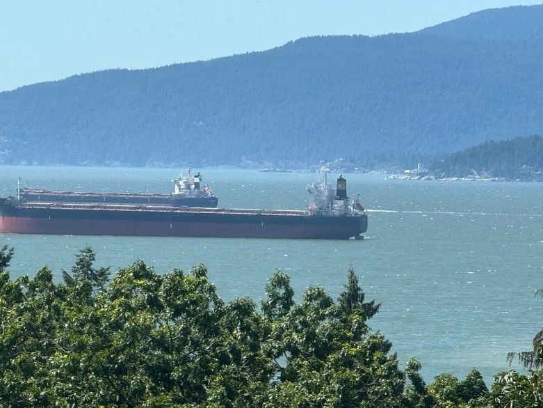 1201 2077 Nelson Street