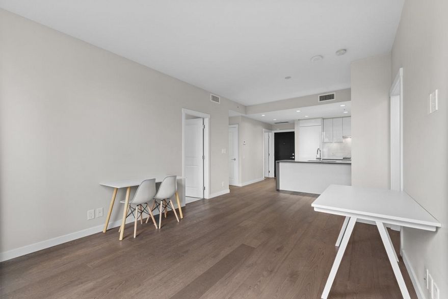 110 5687 Gray Avenue