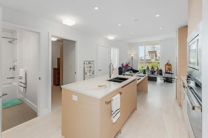 701 3538 Sawmill Crescent