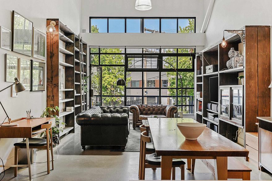 115 237 E 4th Avenue