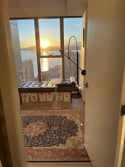 3703 1480 Howe Street