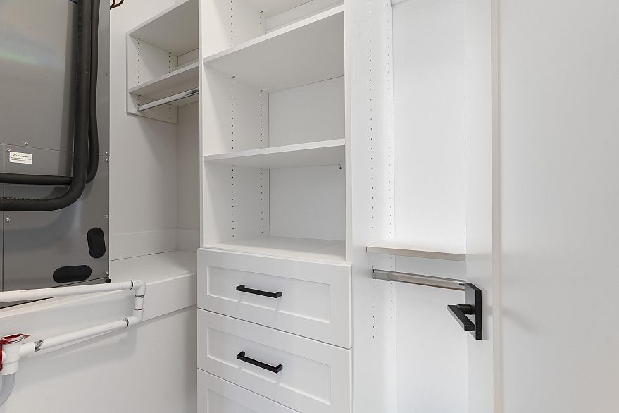 1 4257 Beatrice Street