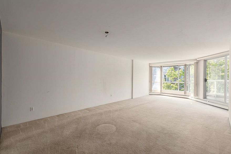 601 518 Moberly Road