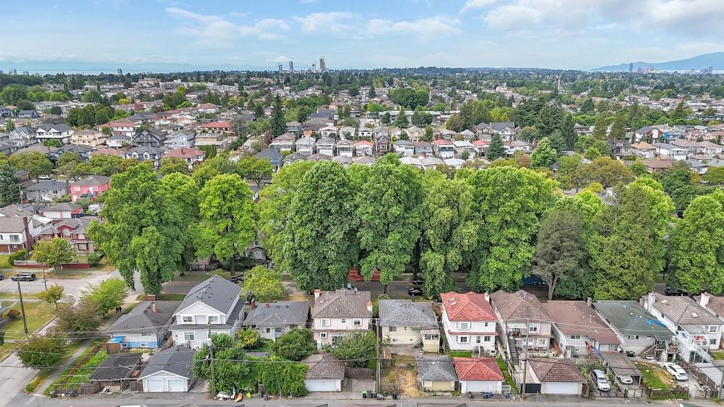 5338 Chambers Street