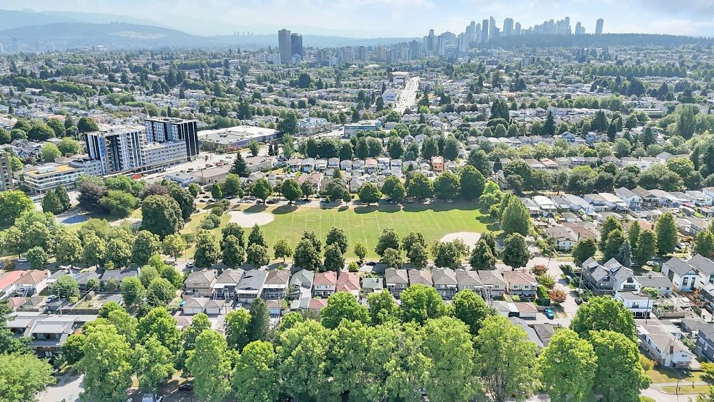 5338 Chambers Street