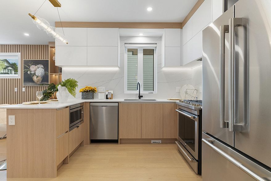 1 4257 Beatrice Street