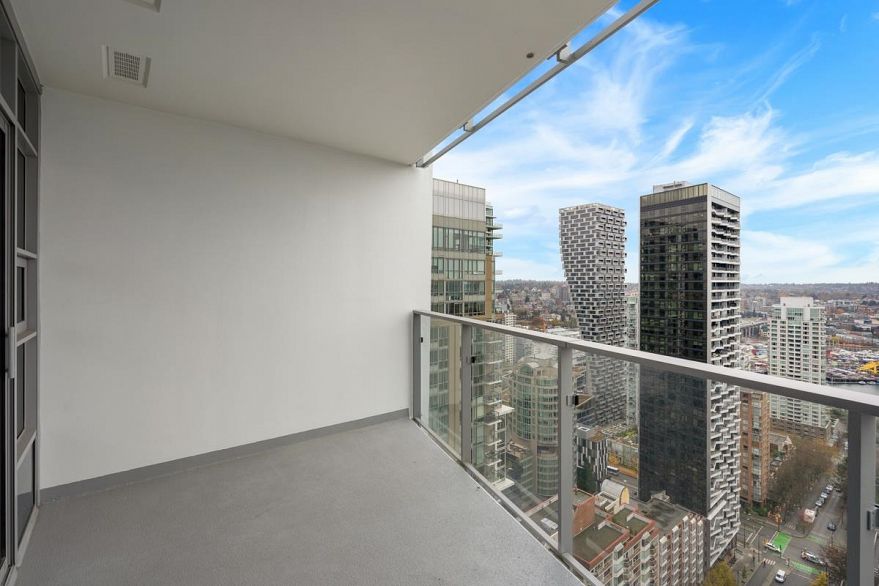 3210 1289 Hornby Street