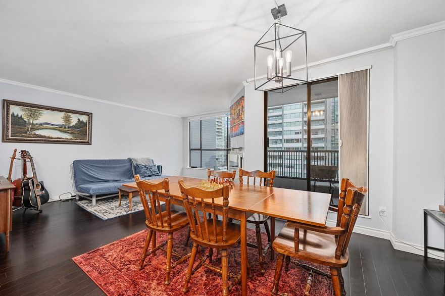 602 1270 Robson Street