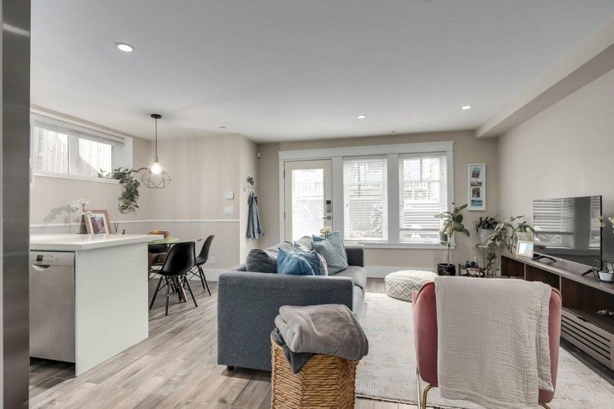 317 W 16th Avenue