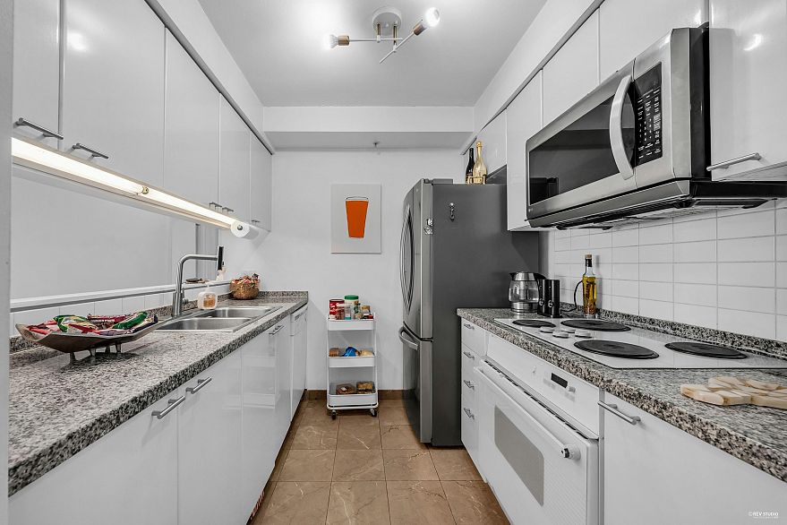 1704 1288 Alberni Street