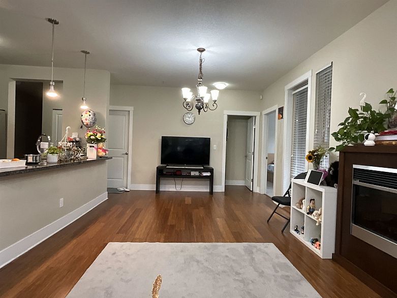 214 5788 Birney Avenue