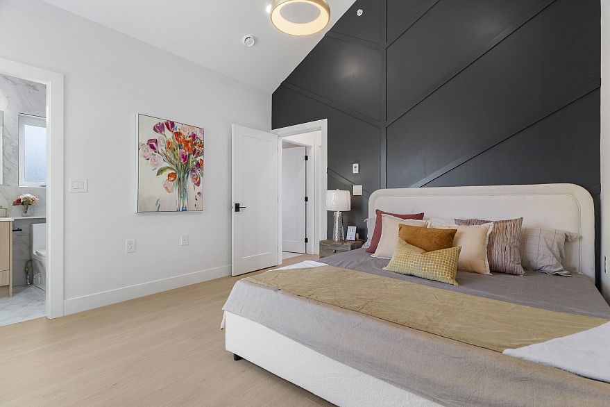 1 4257 Beatrice Street