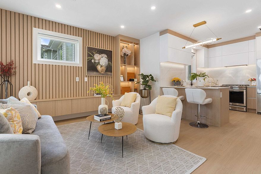 1 4257 Beatrice Street