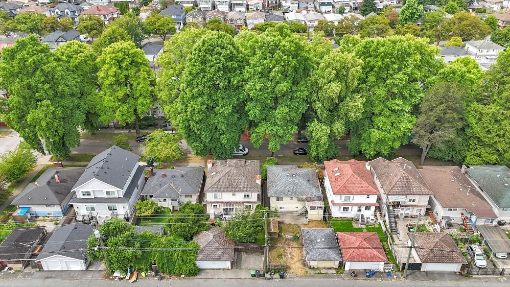 5338 Chambers Street