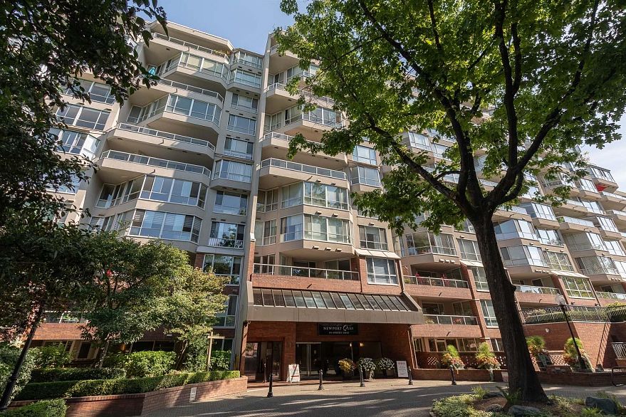 601 518 Moberly Road