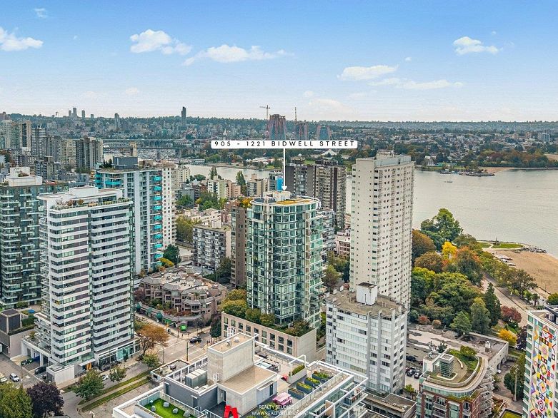 905 1221 Bidwell Street