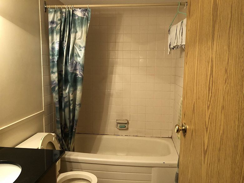 101 1429 E 4th Avenue