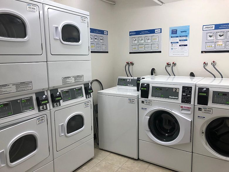 101 1429 E 4th Avenue