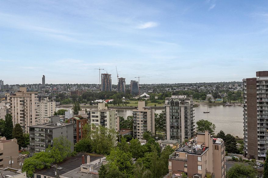 1701 1251 Cardero Street