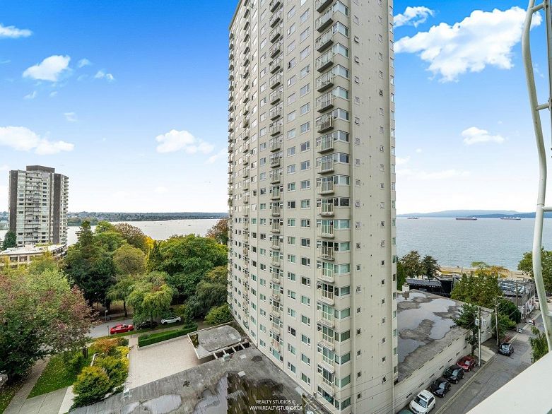 905 1221 Bidwell Street