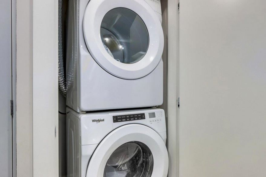 202 3588 Sawmill Crescent