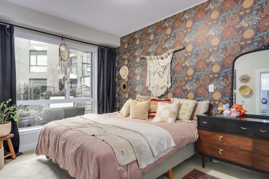 202 3588 Sawmill Crescent