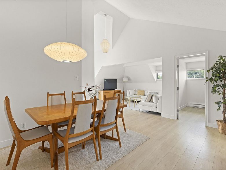 1902 Stephens Street