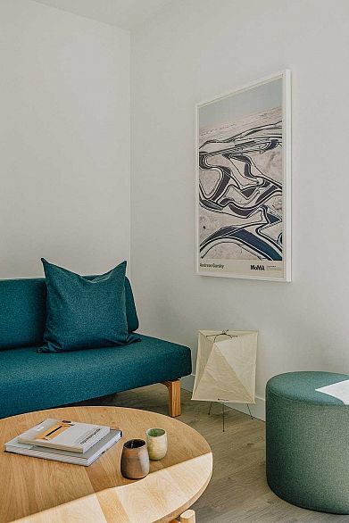 209 322 E 15th Avenue