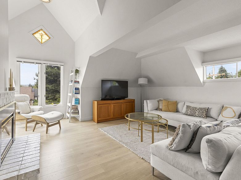 1902 Stephens Street