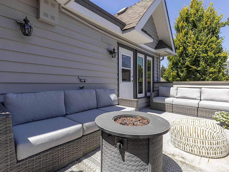 1902 Stephens Street