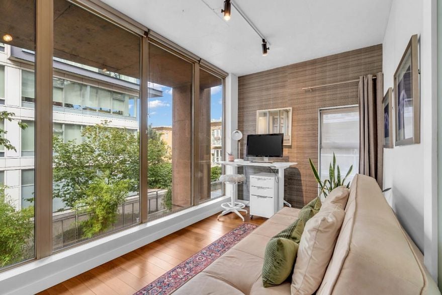 211&212 1529 W 6th Avenue