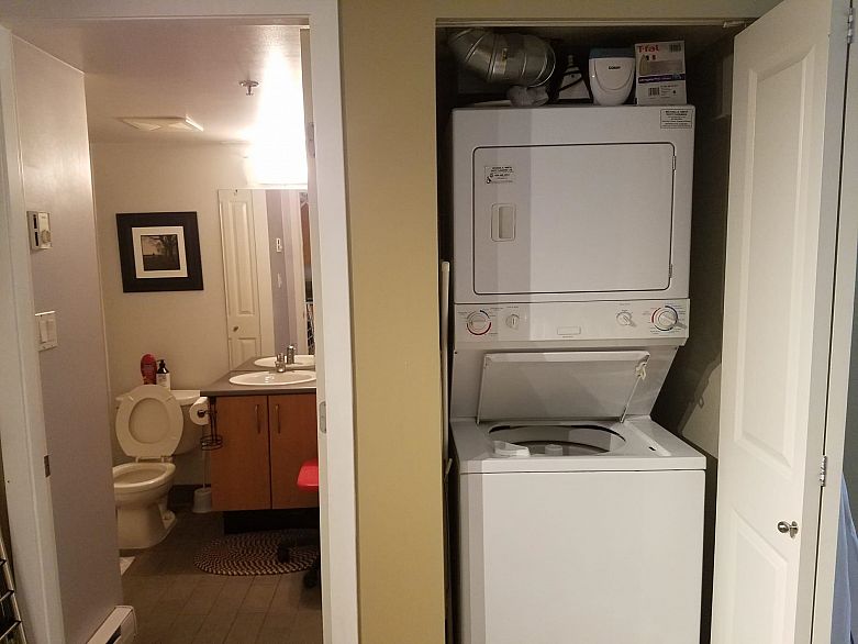 302 1295 Richards Street