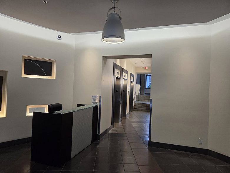 302 1295 Richards Street