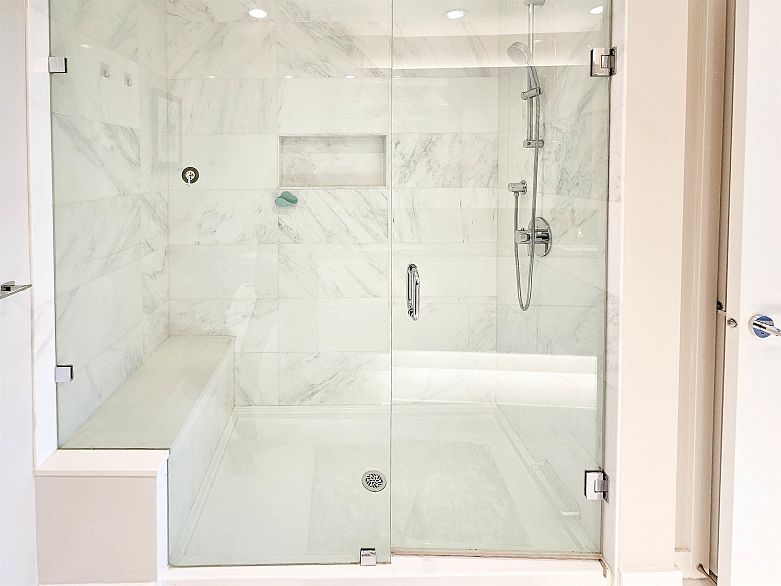 309 3487 Binning Road