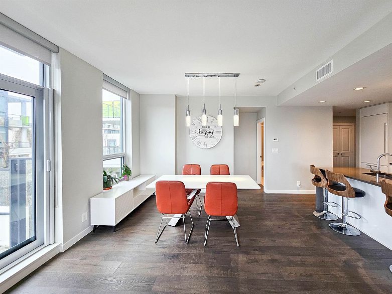 309 3487 Binning Road