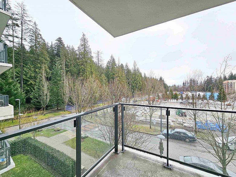 309 3487 Binning Road