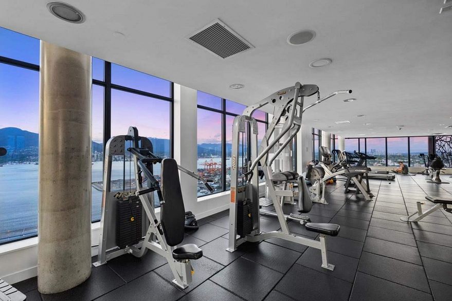 1701 108 W Cordova Street