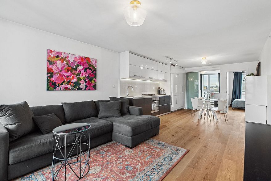 808 189 Keefer Street