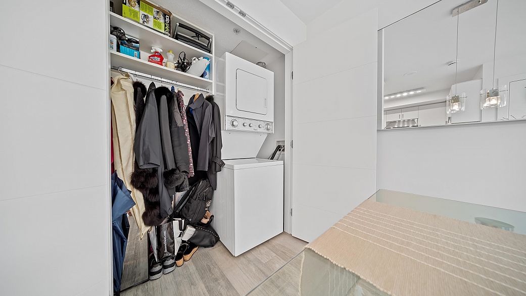 1802 1238 Richards Street